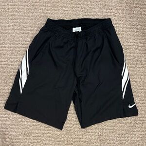Nike Men's Black and White Athletic Shorts
